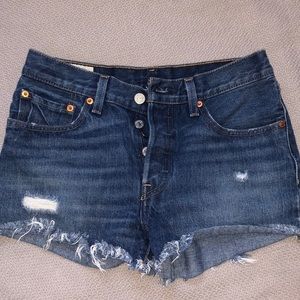 levi 501 jean shorts